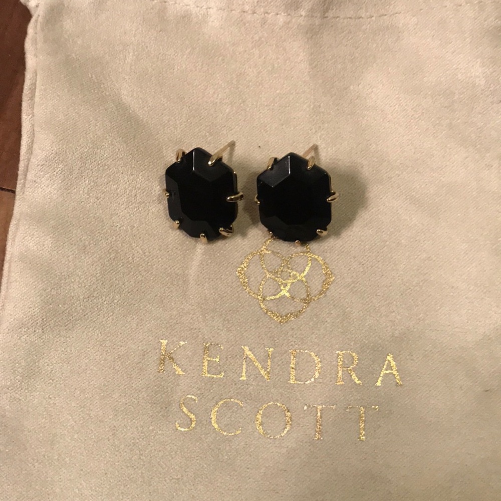 Black Kendra Scott Morgan studs